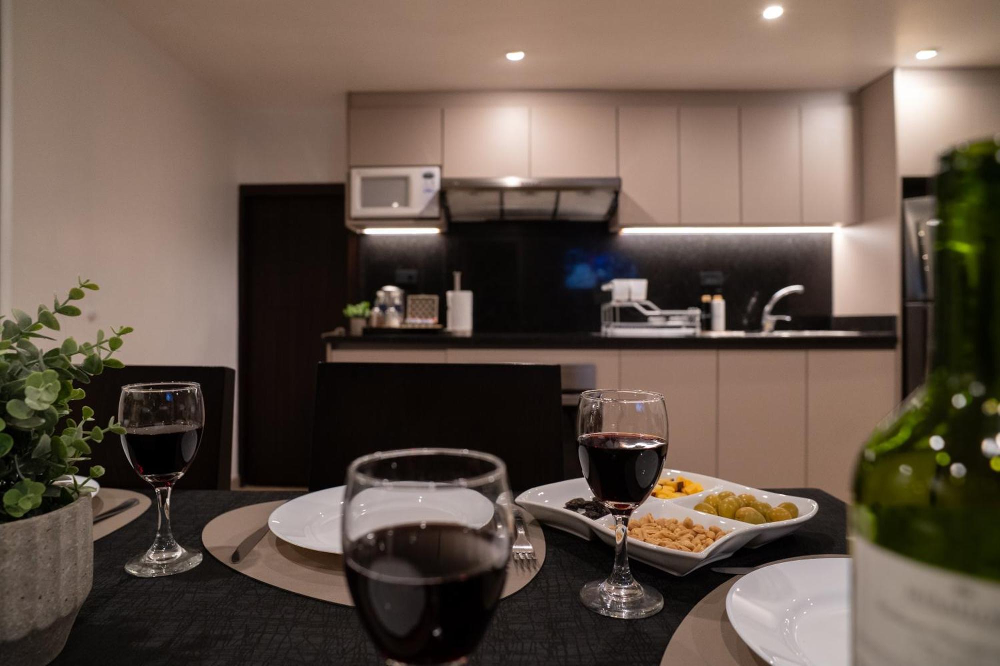 Spectacular Flat,3 Bedrooms, Central, Terrace, Free Parking Cuenca Exterior foto